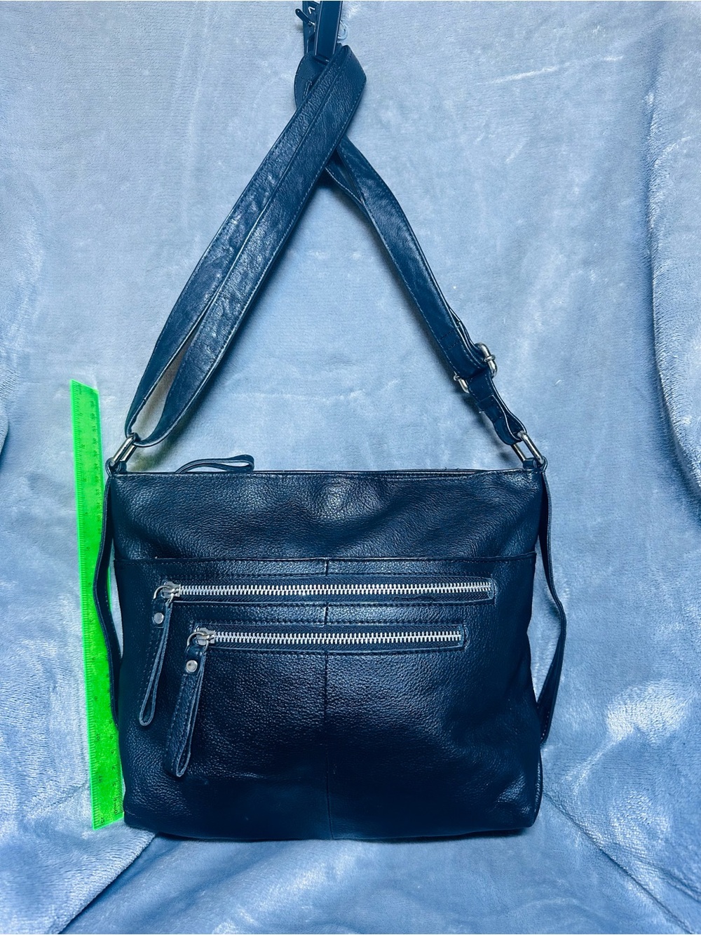Classic Black Leather Shoulder Bag with Dual Zip Pockets